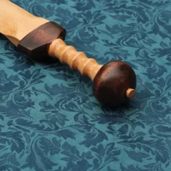 Windlass Steelcrafts Gladius En Bois -Halloween Boutique gladius en bois 2